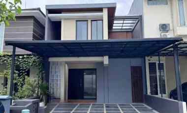 Siap Huni Rumah Baru Semi Furnished Dian Istana dekat Graha Famili