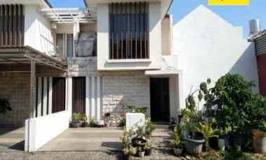 Dijual Rumah Aset Lelang Dian Istana Wiyung Surabaya LT 90m2 SHGB