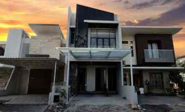 dijual rumah dian istana moca vrbana