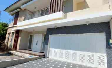 dijual rumah dian istana taman ratu