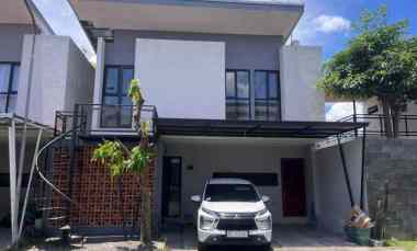 dijual rumah diblulukan colomadu karanganyar