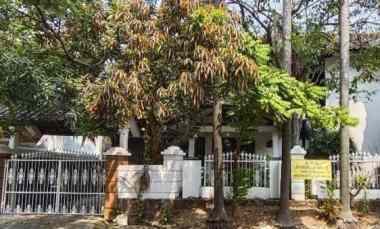 dijual rumah dijantung kota tangerang perum modernland