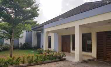 dijual rumah dikemang jakarta selatan