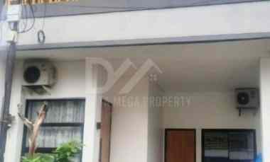 Dijual - Rumah Dua Lantai di Graha Raya Bintaro