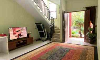 dijual rumah duren sawit