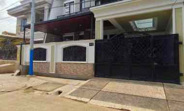 dijual rumah duren sawit