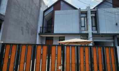 dijual rumah duren sawit jakarta timur