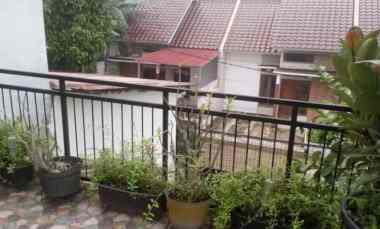 dijual rumah duren seribu