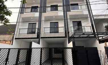 dijual rumah duri kepa