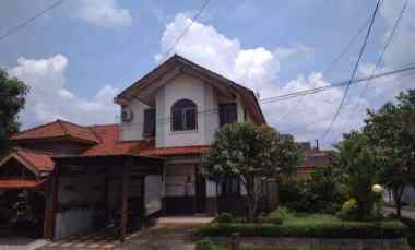 Dijual Rumah Cantik Hook 2 Lantai, 1,5 menit Fakultas Kesehatan UMP