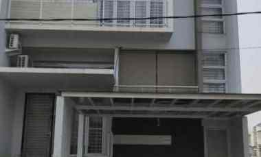 dijual rumah duta garden benda