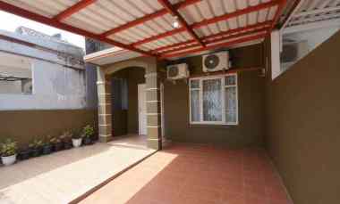 dijual rumah duta harapan