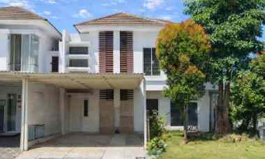 dijual rumah east coast park pakuwon city