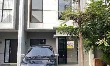 dijual rumah eastern park