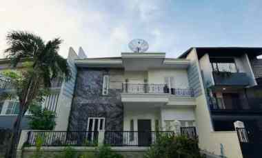 Dijual Rumah Eastwood Citraland 2 Lantai 5KT Depan Cluster Siap Huni