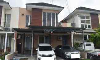 dijual rumah evergreen de parc