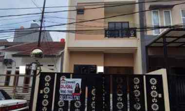 dijual rumah gading ayu kelapa hybrida