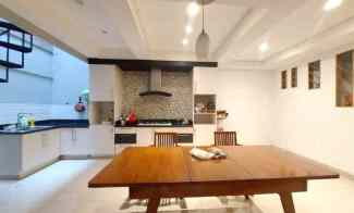 dijual rumah gading griya lestari