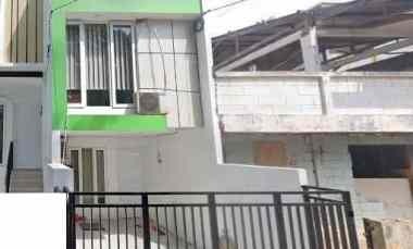 dijual rumah gading griya residence