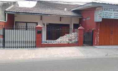 Rumah Pinggir Jalan di Bintara Raya Cakep Buat Ruko dekat Pondok Kopi