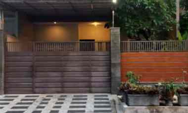 dijual rumah galaxy bumi permai