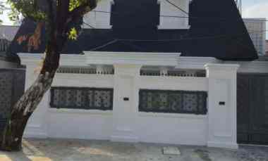 Dijual Rumah Siap Huni dekat Gandaria City Jakarta Selatan