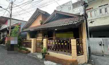 dijual rumah gandaria utara