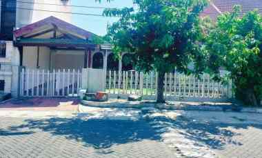 dijual rumah gayung kebonsari injoko