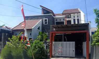 dijual rumah gayungsari barat