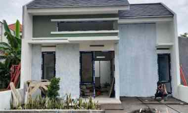dijual rumah gedangan