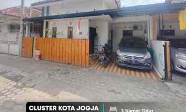 dijual rumah gedongkuning