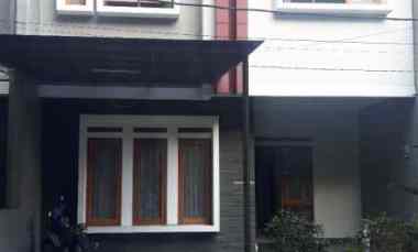 dijual rumah gegerkalong