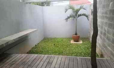 dijual rumah gegerkalong permai