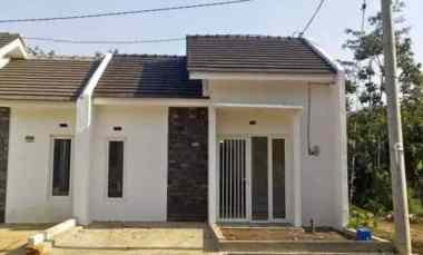 dijual rumah genitri kedungrejo pakis