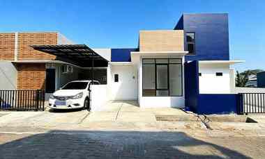 dijual rumah grafika banyumanik semarang