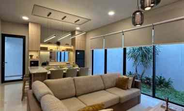 dijual rumah graha famili