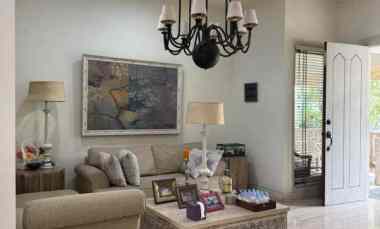 dijual rumah graha famili