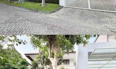 dijual rumah graha famili