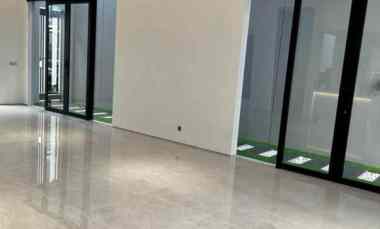 Rumah Modern, Dian Istana, Graha Family, Babatan, Surabaya Minimalis