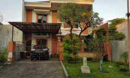 Rumah Mewah di Perumahan Graha Family Surabaya Area Wiyung