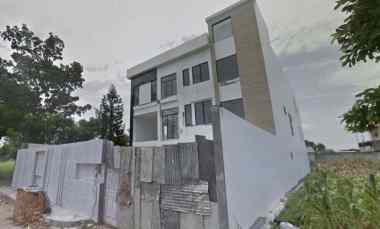 dijual rumah graha metropolitan