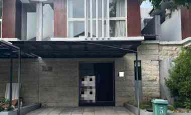 dijual rumah graha natura