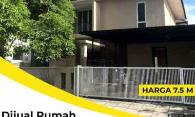 dijual rumah graha natura