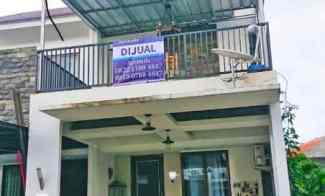 Dijual Cepat Rumah 2 Lantai di Graha Raya Cluster Viola Residence