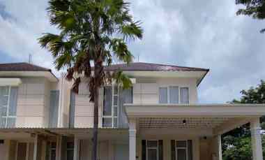 dijual rumah grand island pakuwon city
