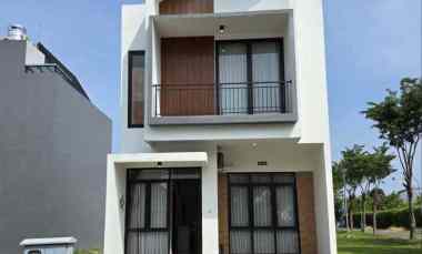 Rumah Grand Islan Suvadiva Pakuwon City 2 Lantai - Furnish