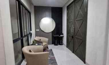 Rumah Modern American Tropical Terawat Grand Kenjeran Surabaya