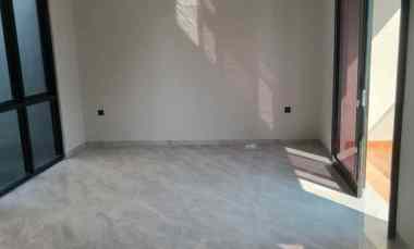 dijual rumah grand pakuwon north victoria