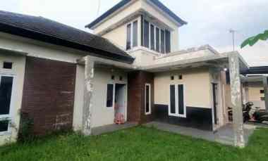 dijual rumah green nirvana