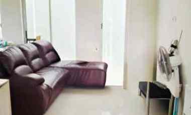 dijual rumah greenland